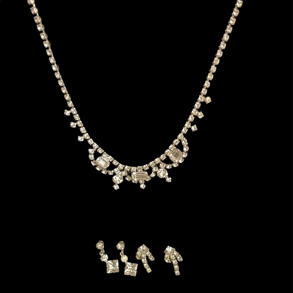 Vintage Kramer rhinestone necklace with 2 pair of screw back earrings